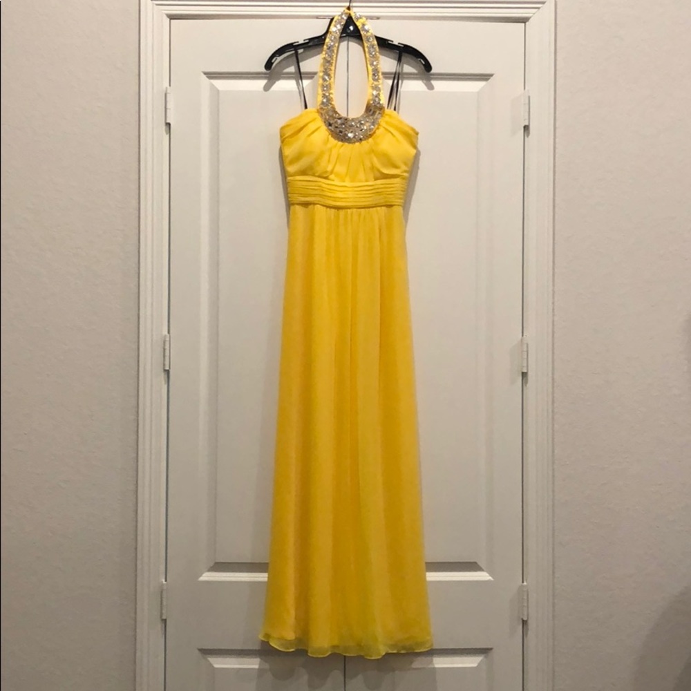 Laundry By Shelli Segal Gown